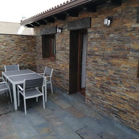 Puente Viejo De Buitrago Casa Encina Apartment Buitrago del Lozoya Bagian luar foto