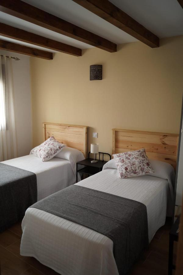 Puente Viejo De Buitrago Casa Encina Apartment Buitrago del Lozoya Bagian luar foto